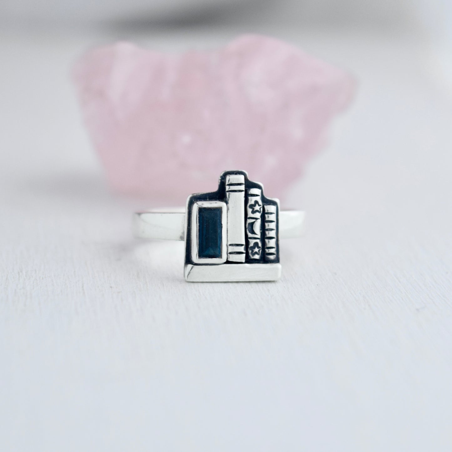 Bookshelf Ring with London Blue Topaz Size 7.5