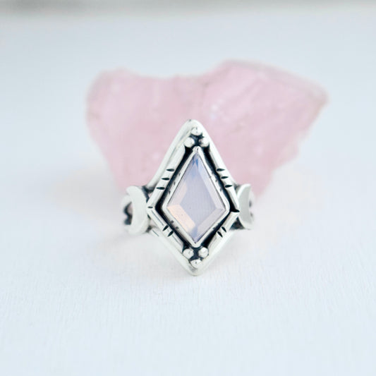 North Star Ring with Lavender Quartz Size 6
