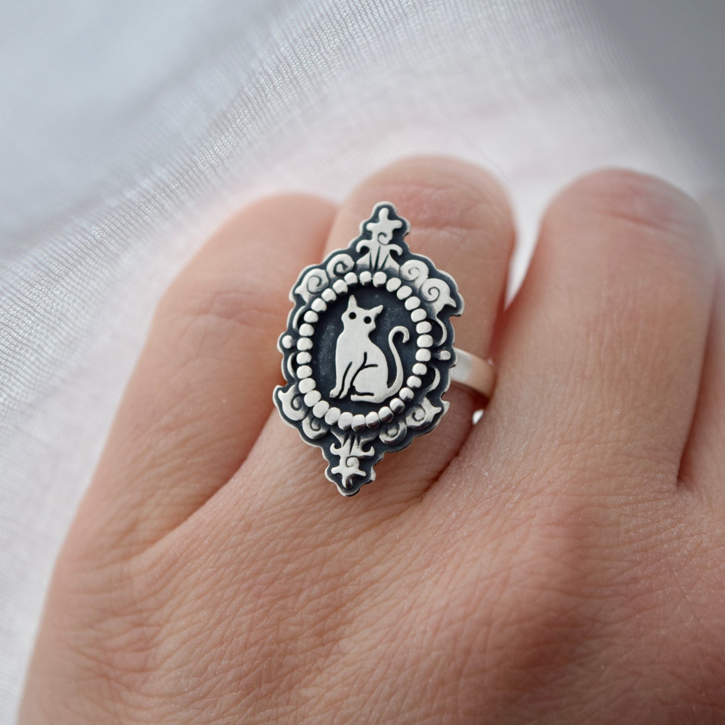 Cat Cameow Ring Size 5.5