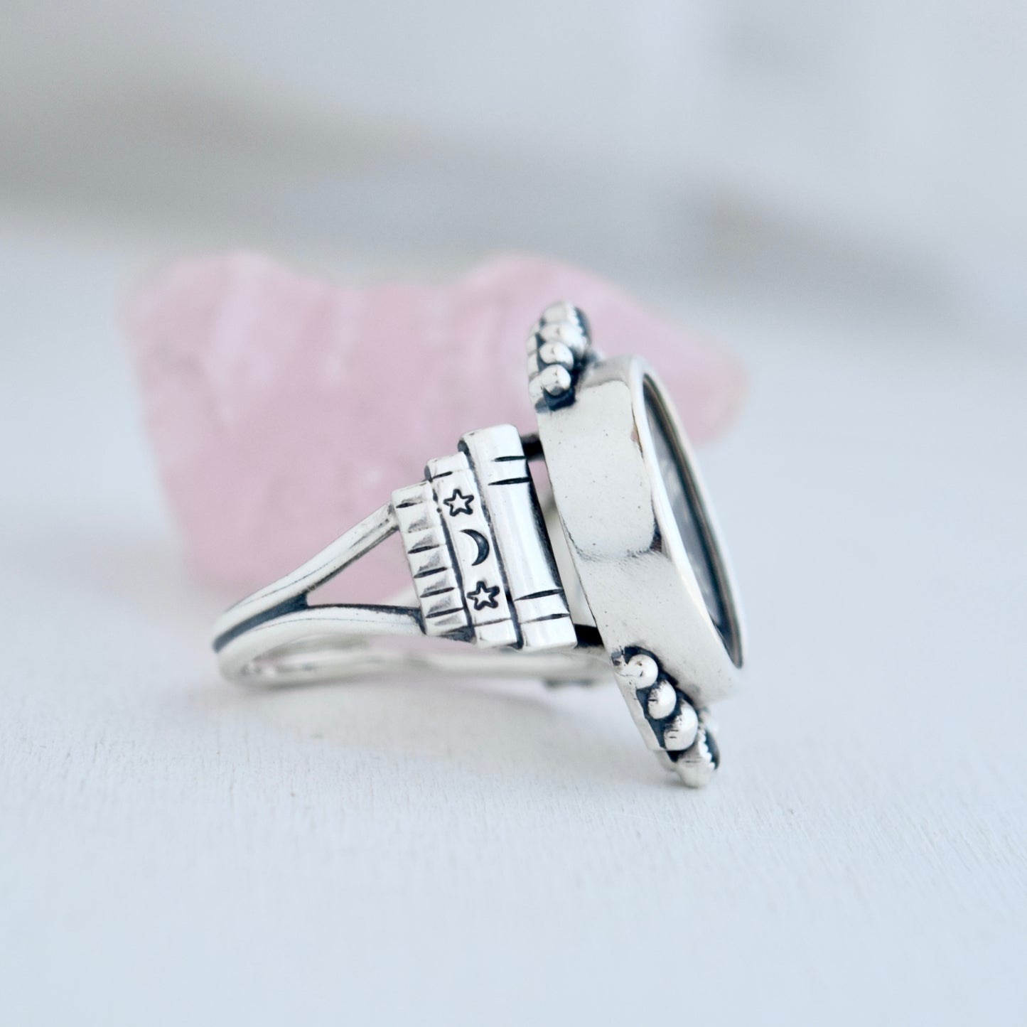 Vintage Typewriter Key Ring with Black Star Sapphire Size 9