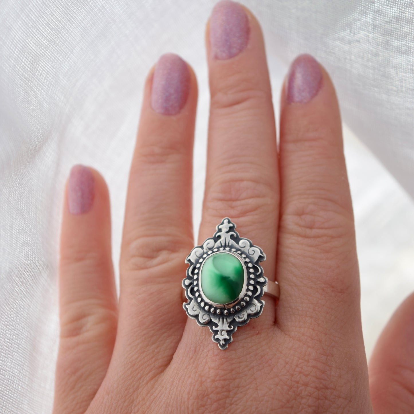 Cameo Ring with Rare Man-made Victoria Stone Size 9