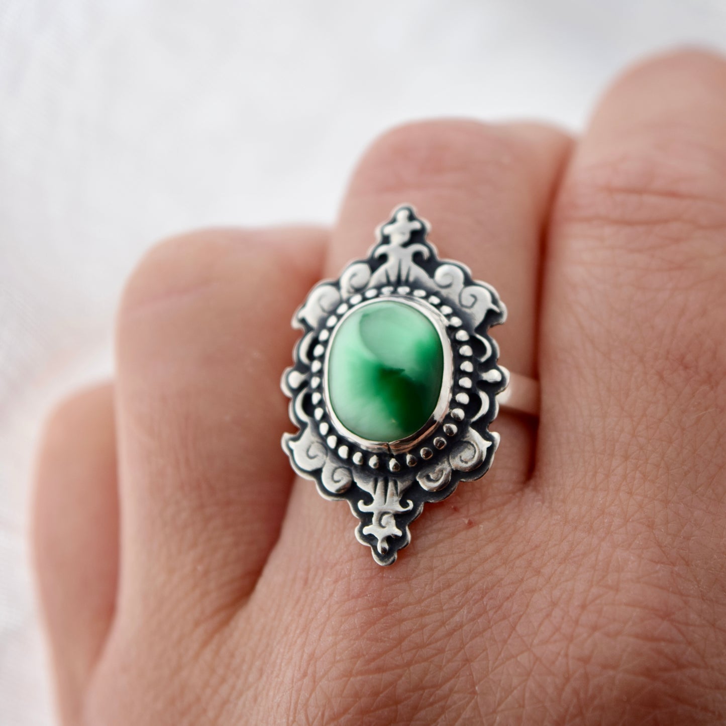 Cameo Ring with Rare Man-made Victoria Stone Size 9