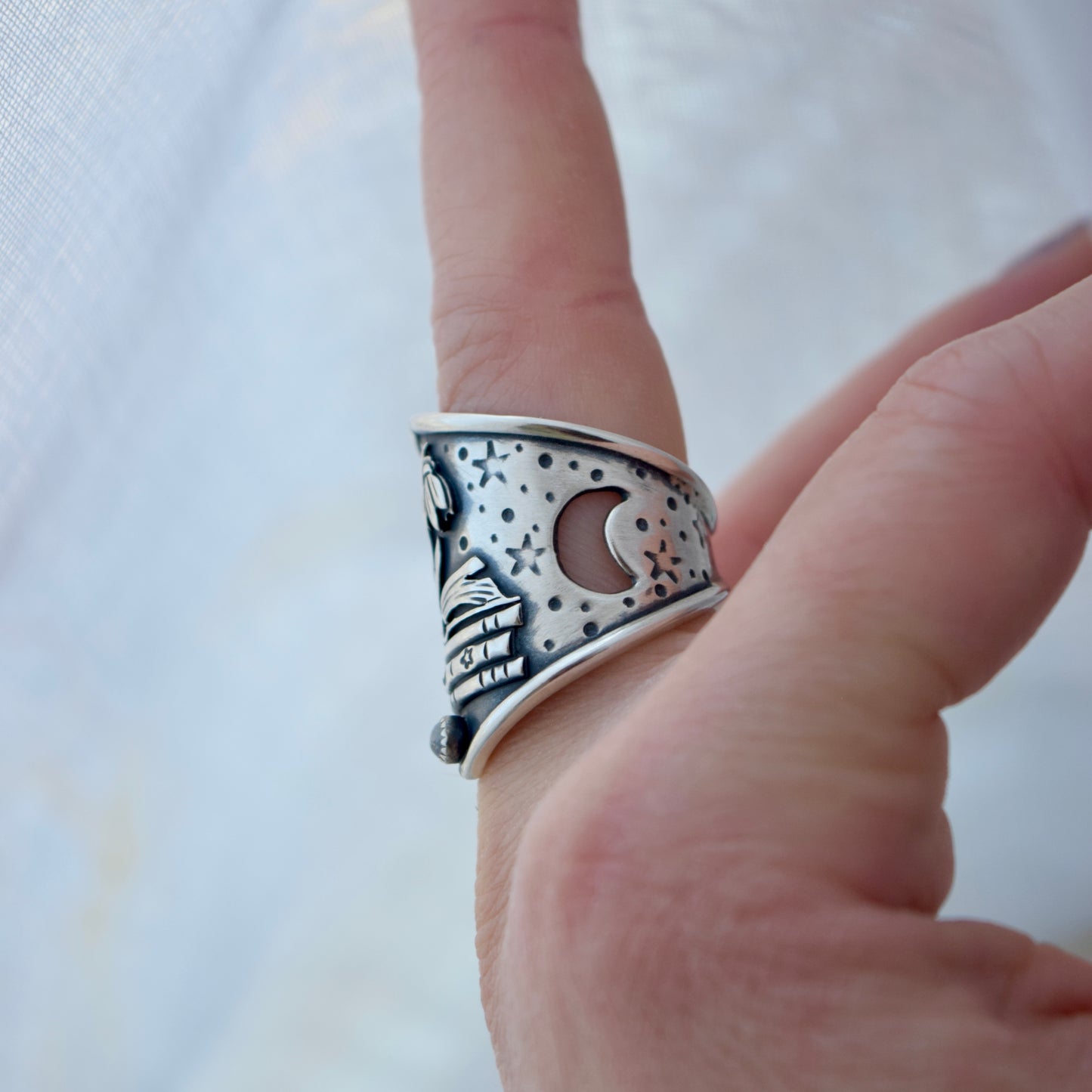 Snowdrop Bookstack Shield Ring with Rainbow Moonstone Size 7