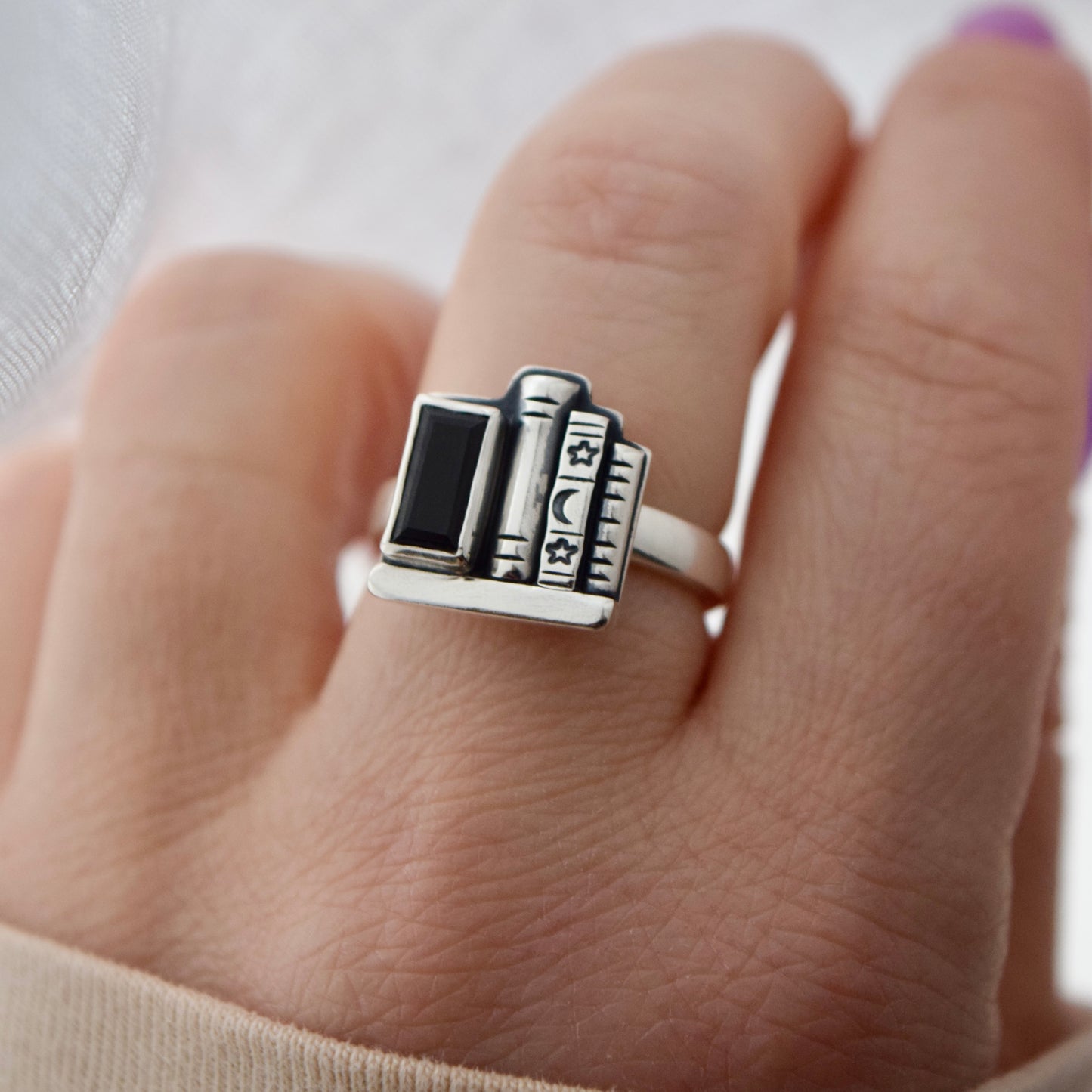 Bookshelf Ring with Faceted Black Onyx Size 7