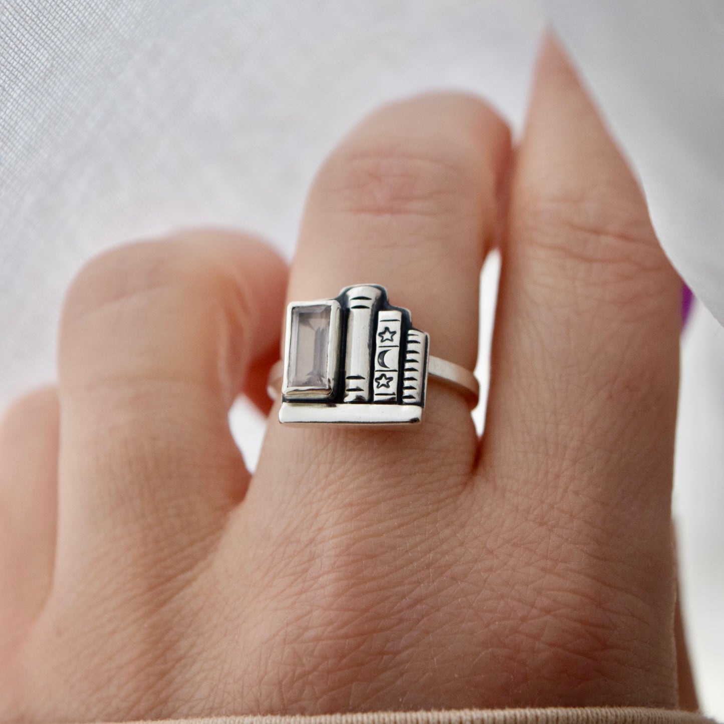 Mini Bookshelf Ring with Rose Quartz Size 6.75/7
