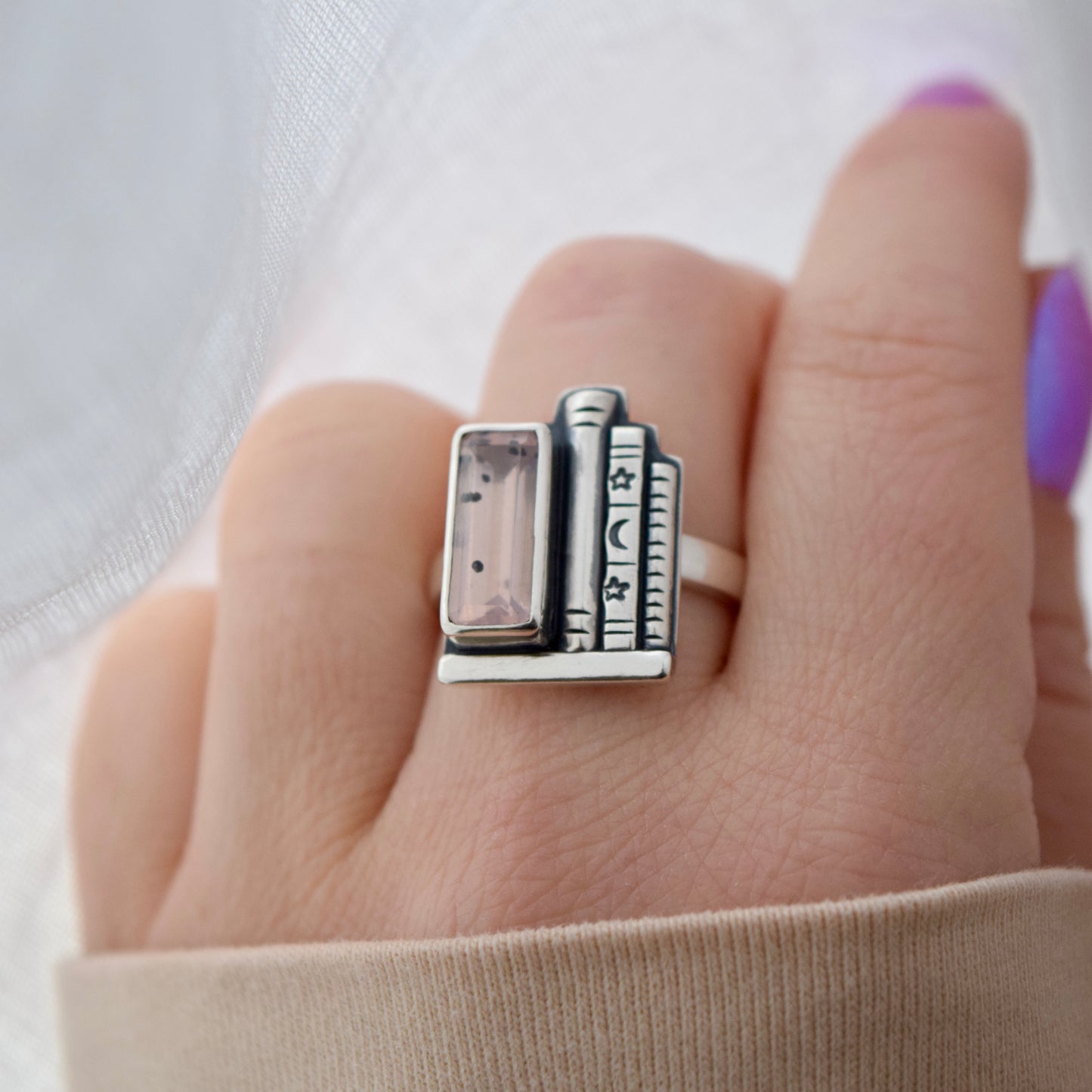 Bookshelf Ring with Diopside Rose Quartz Size 9.25