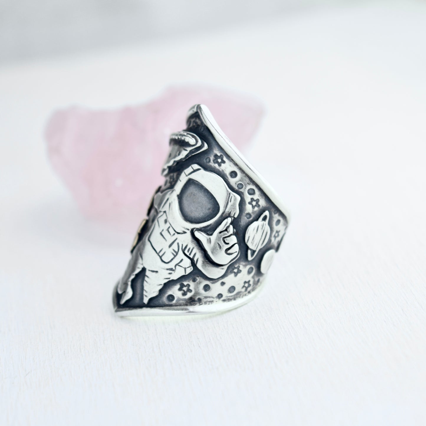 Alien Abduction Shield Ring size 6.75/7