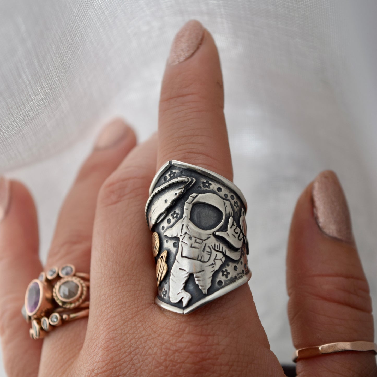 Alien Abduction Shield Ring size 6.75/7