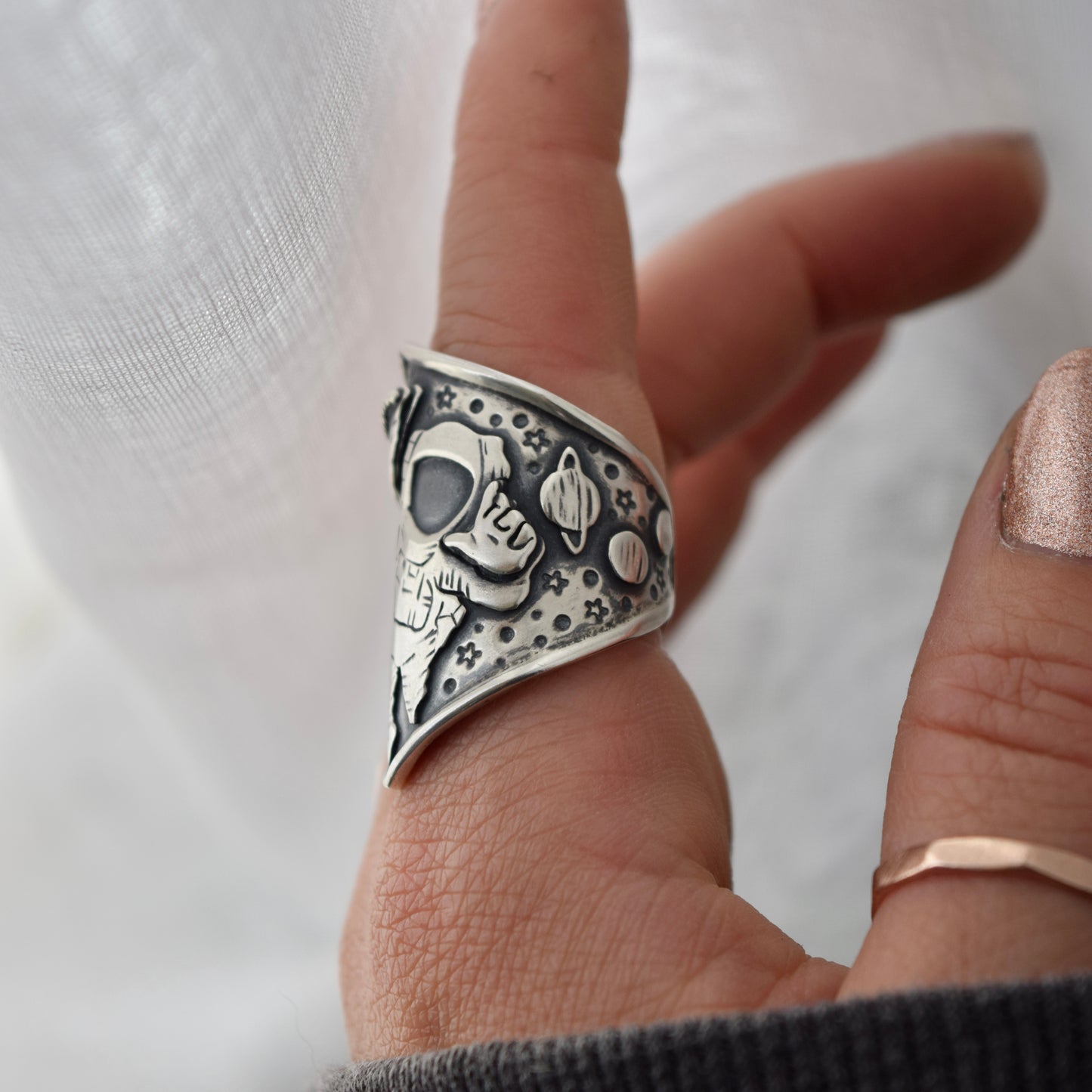 Alien Abduction Shield Ring size 6.75/7