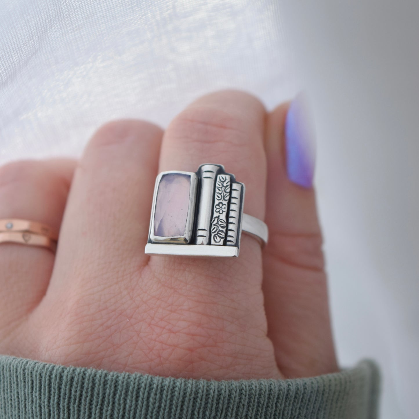 Bookshelf Ring with Faceted Lavender Quartz Size 8