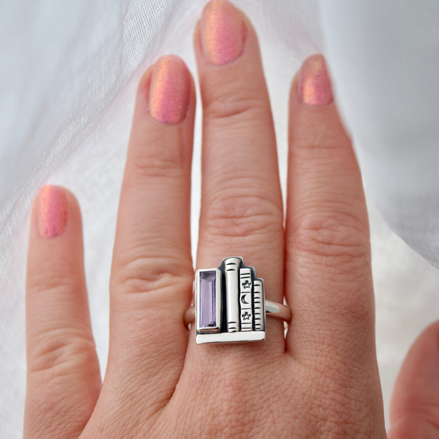 Bookshelf Ring with Faceted Amethyst Size 9