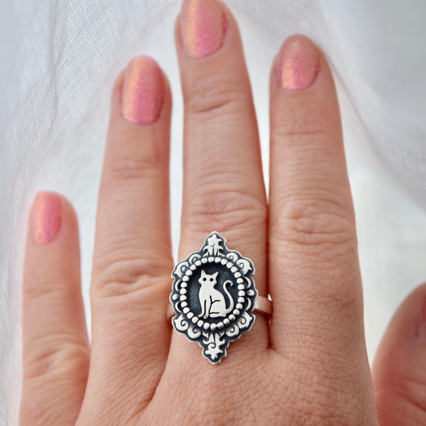 Cat Cameo Ring Size 8