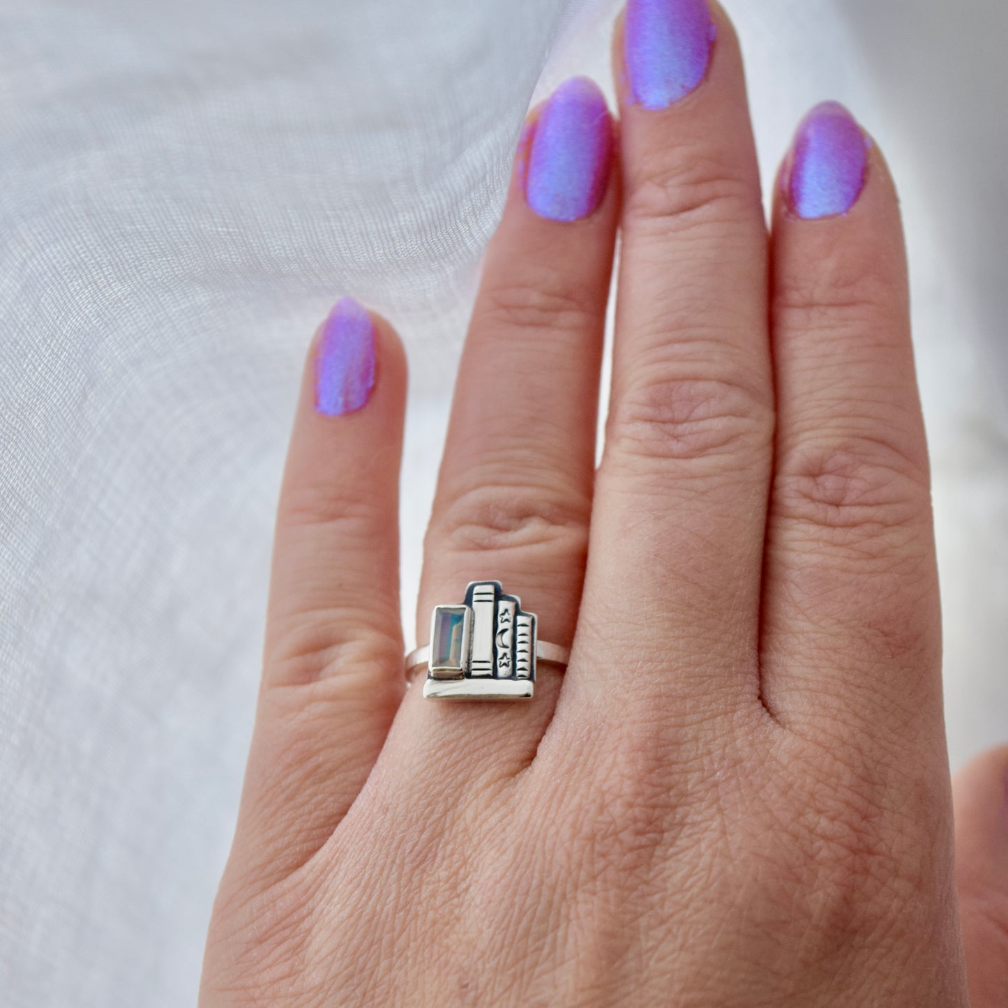Mini Bookshelf Ring with Ethiopian Opal Size 4.5