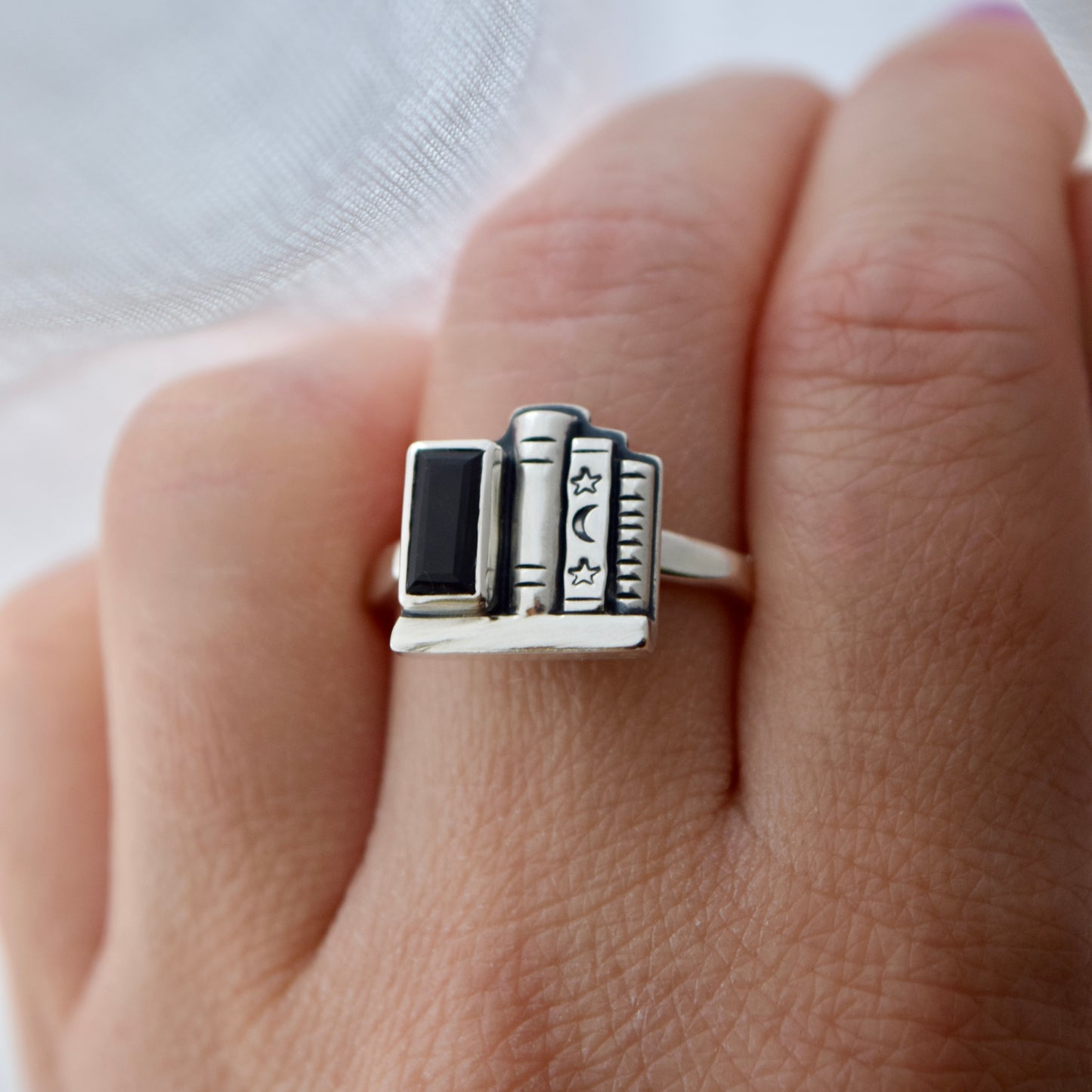 Bookshelf Ring with Faceted Black Onyx Size 8