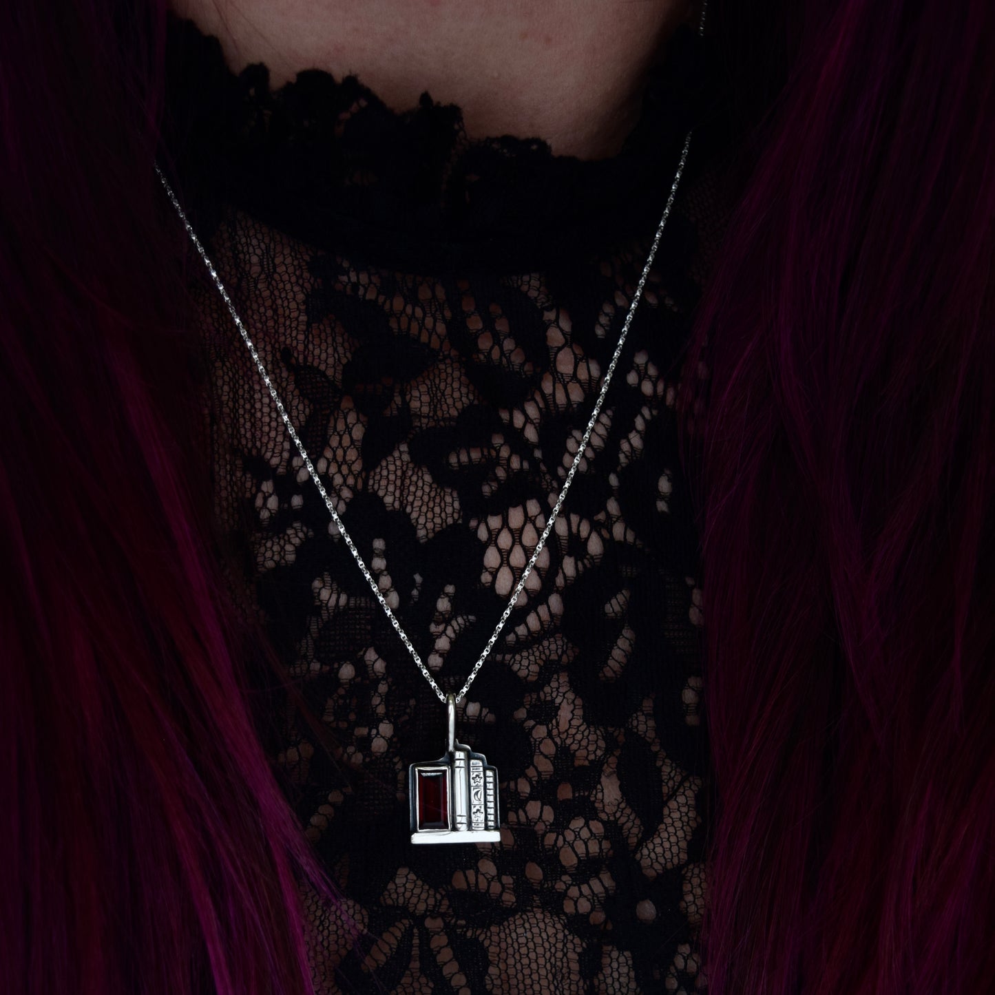 Bookshelf Necklace with Garnet