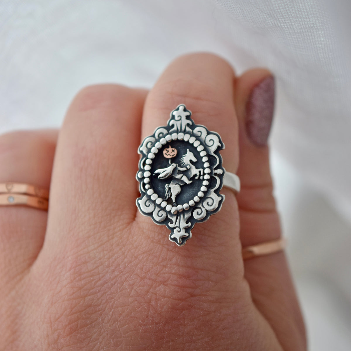 Headless Horseman Cameo Ring Size 7.5