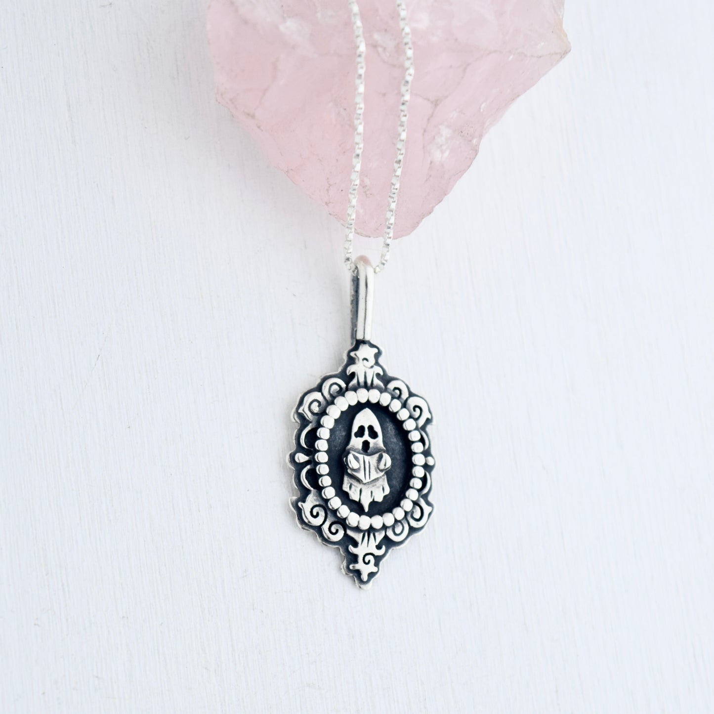 Reading Ghostie Cameo Necklace