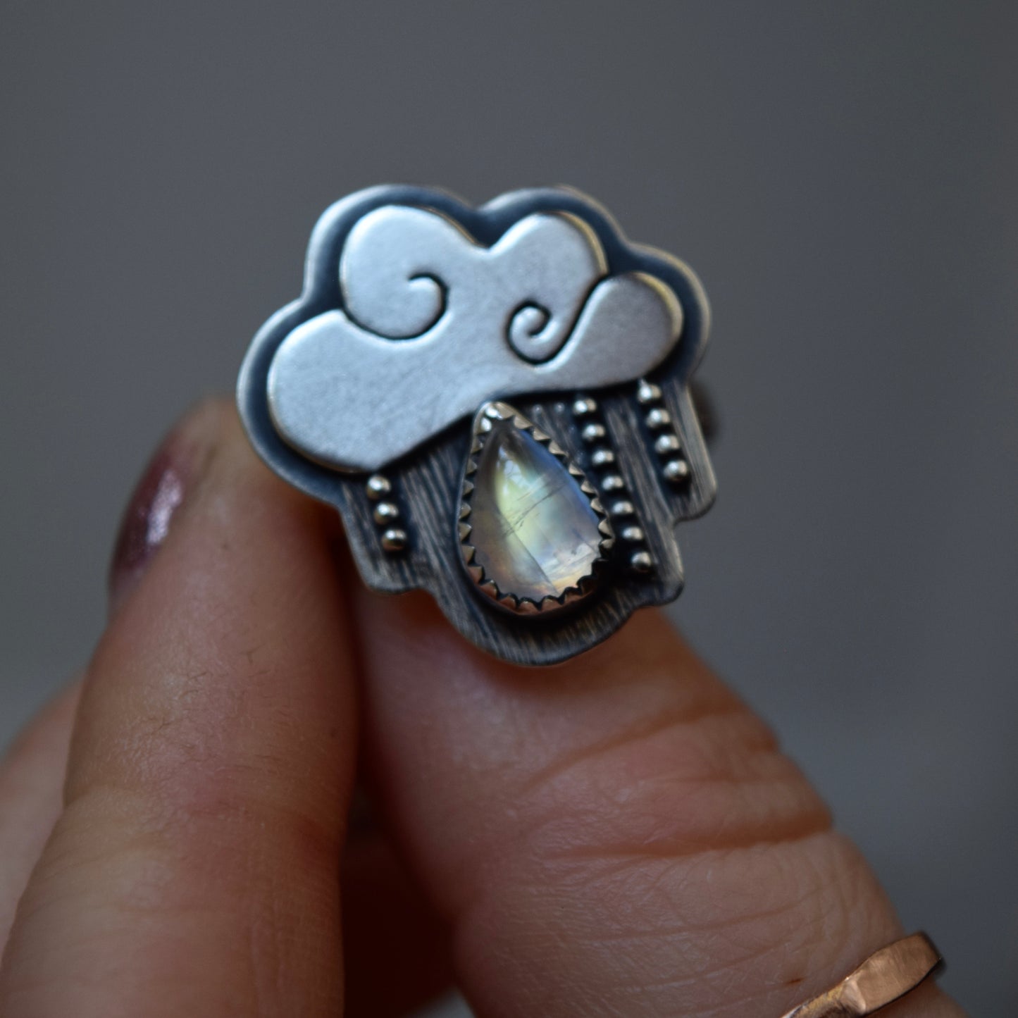 Little Dark Cloud Ring with Rainbow Moonstone size 8