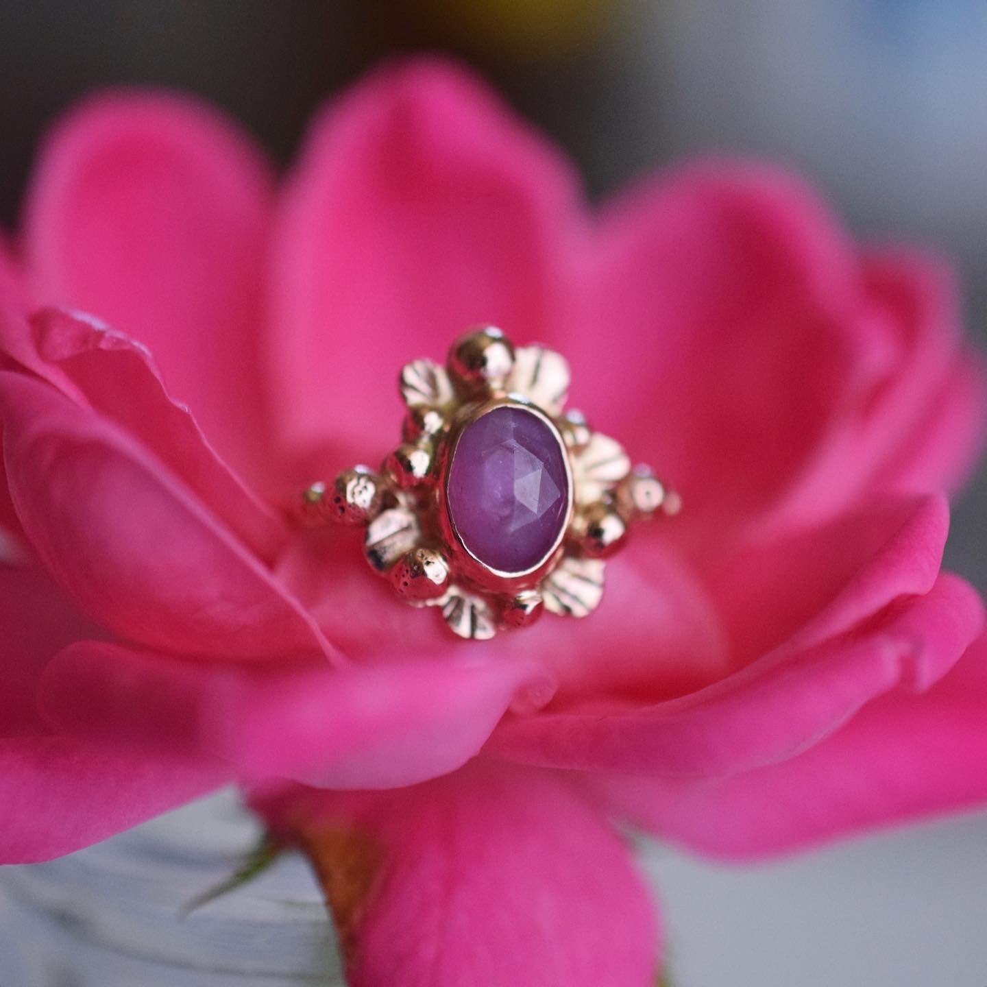 14k Solid Rose Gold Supernova Ring with rose cut Sapphire size 5