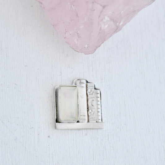 *Buyers Choice* Bookshelf with Ethiopian Opal