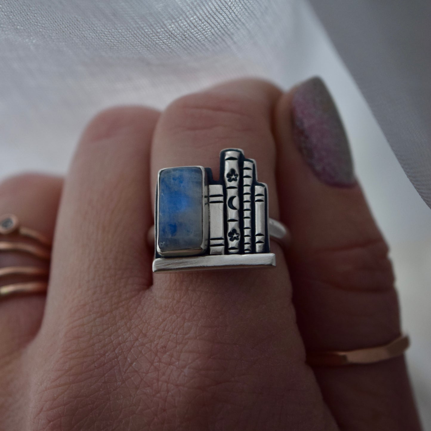 Book Shelf Ring with Rainbow Moonstone Size 8