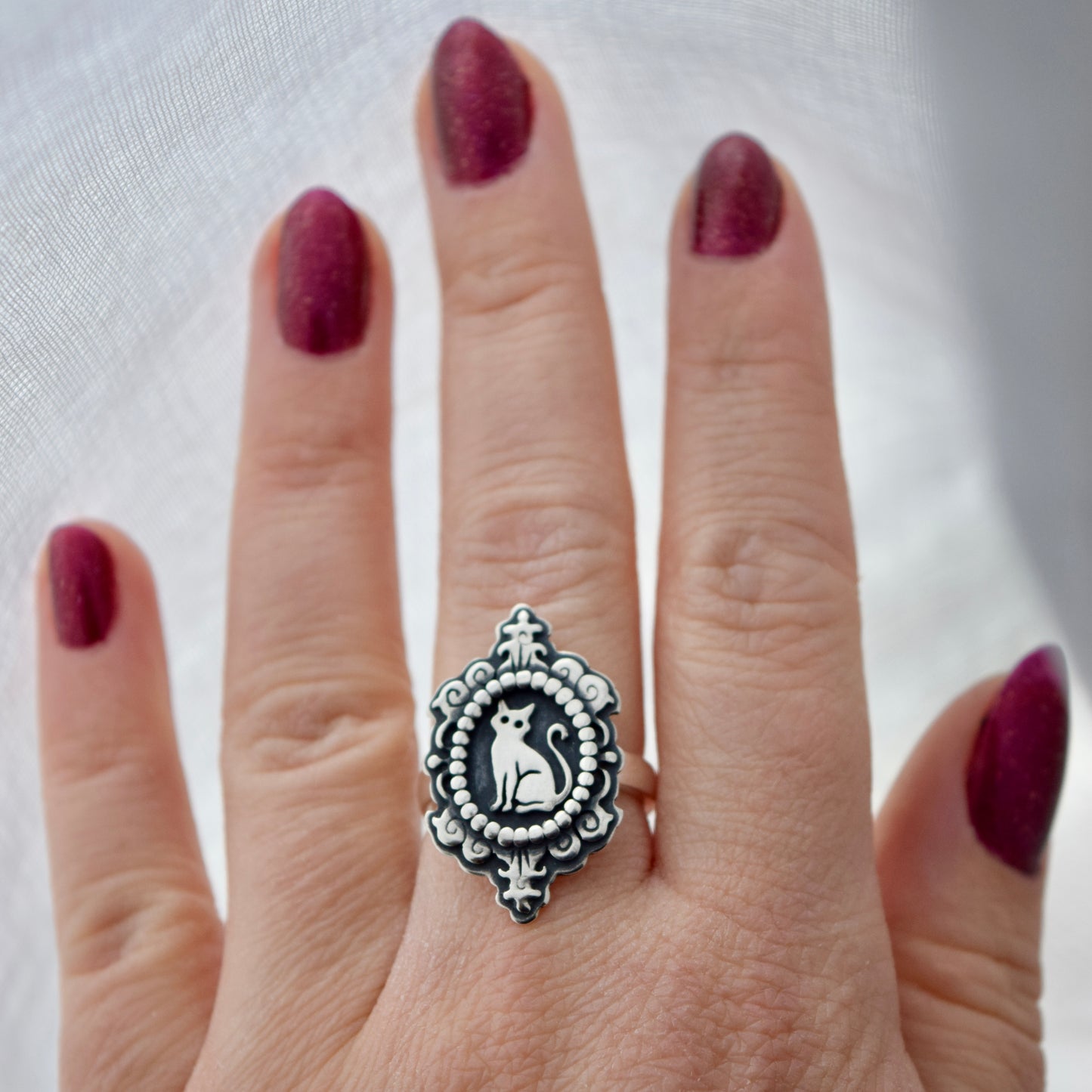 Cat Cameow Ring Size 6.5