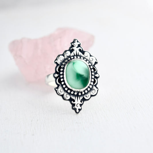Cameo Ring with Rare Man-made Victoria Stone Size 9