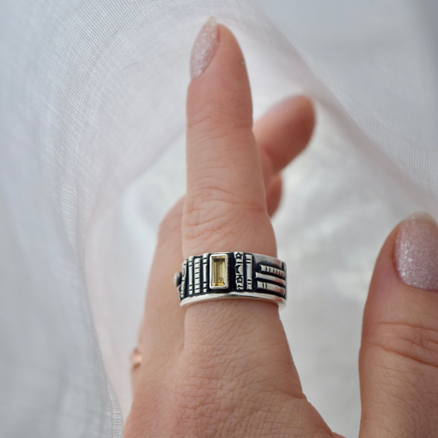 Bookshelf Ring Band with Citrine and Rainbow Moonstone Size 7
