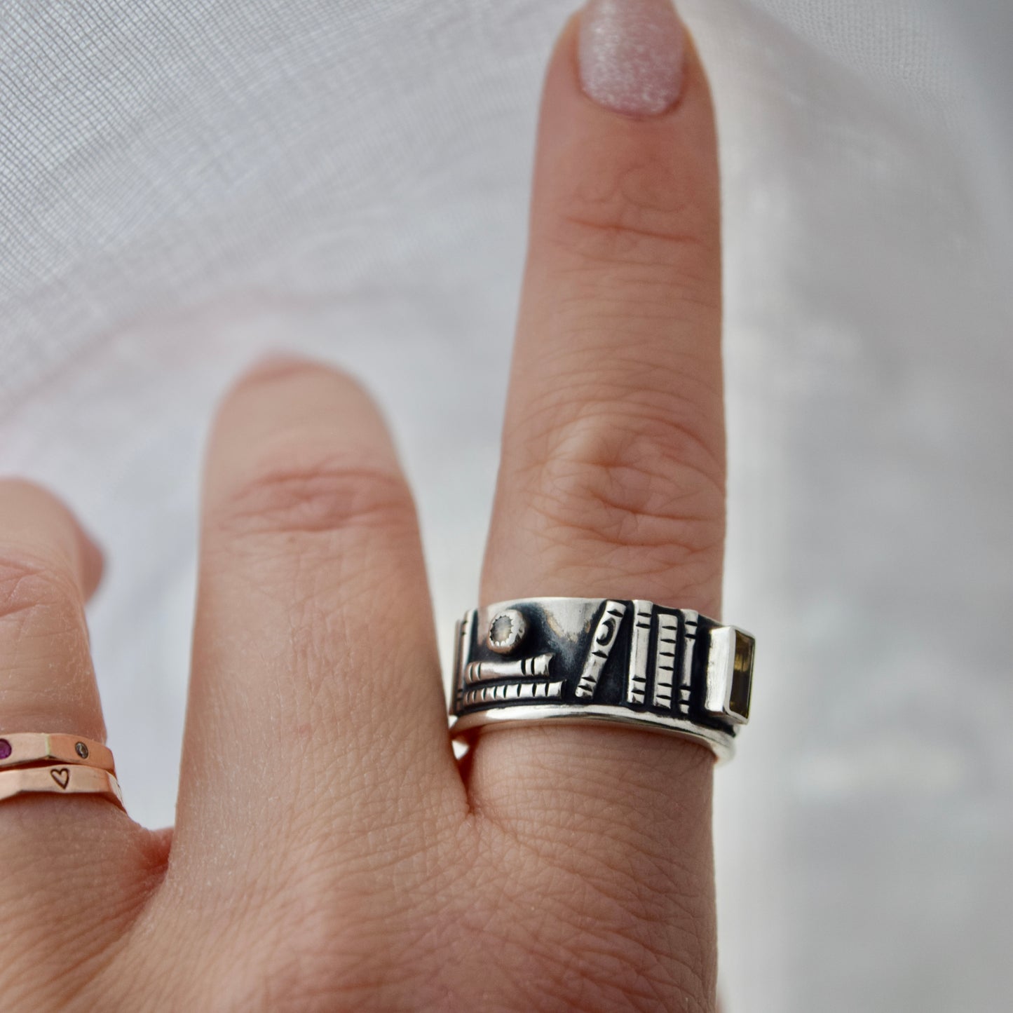 Bookshelf Ring Band with Citrine and Rainbow Moonstone Size 7