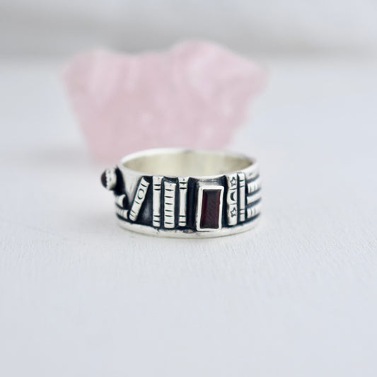 Bookshelf Ring Band with Garnet Size 8.5/8.75