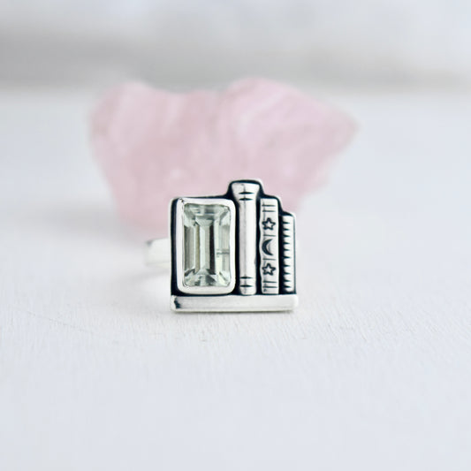 Bookshelf Ring with Prasiolite Size 6
