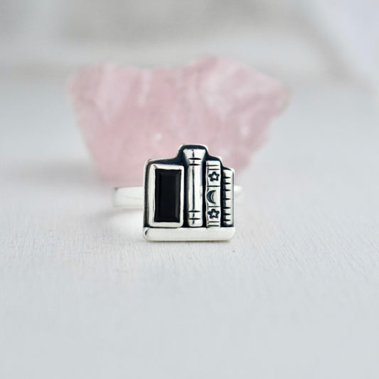 Bookshelf Ring with Faceted Black Onyx Size 7