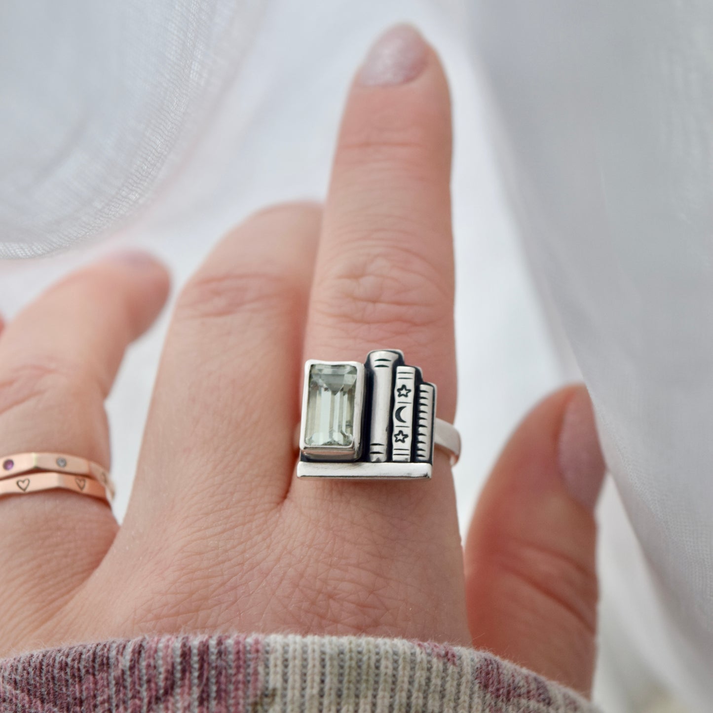 Bookshelf Ring with Prasiolite Size 6