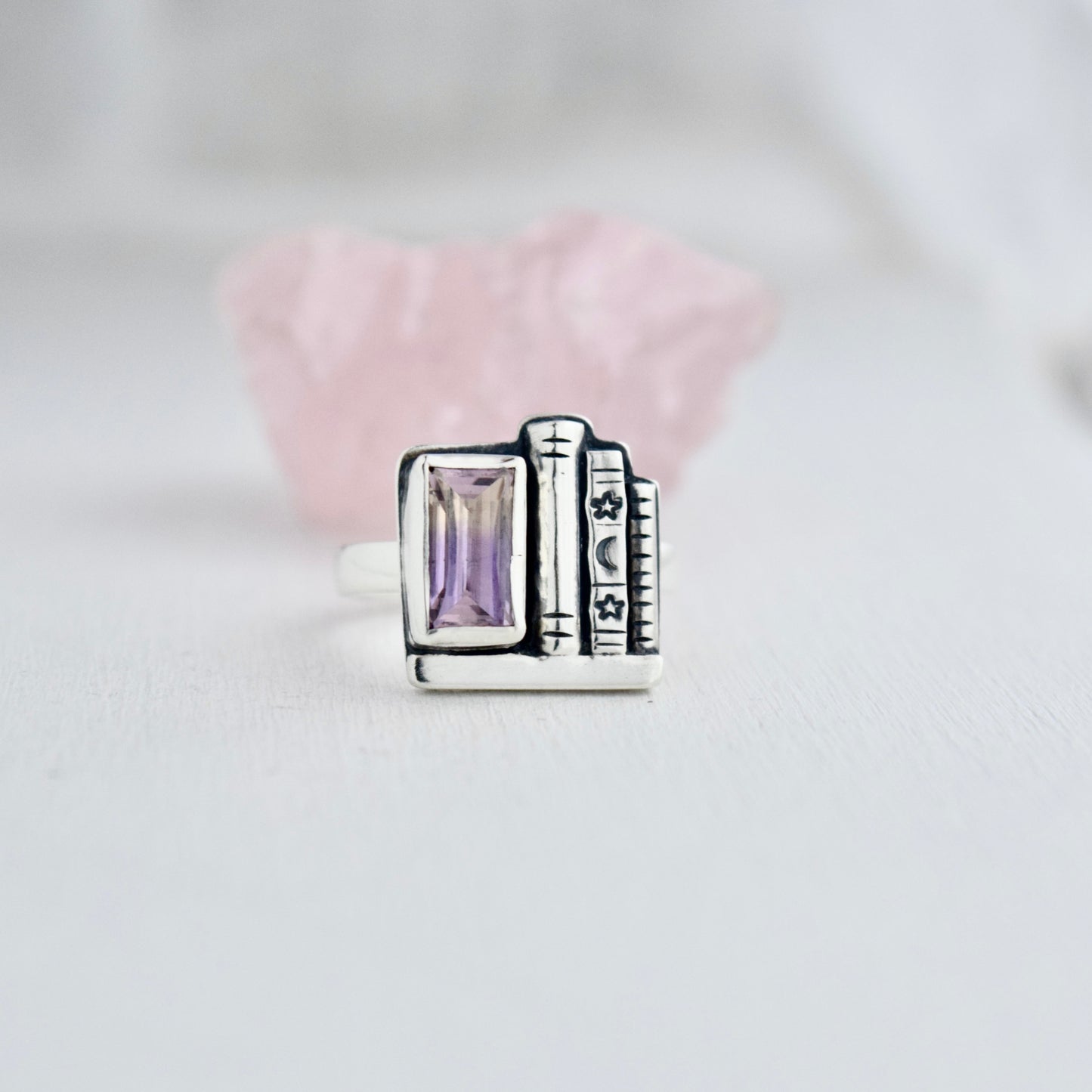 Bookshelf Ring with Ametrine Size 7.5