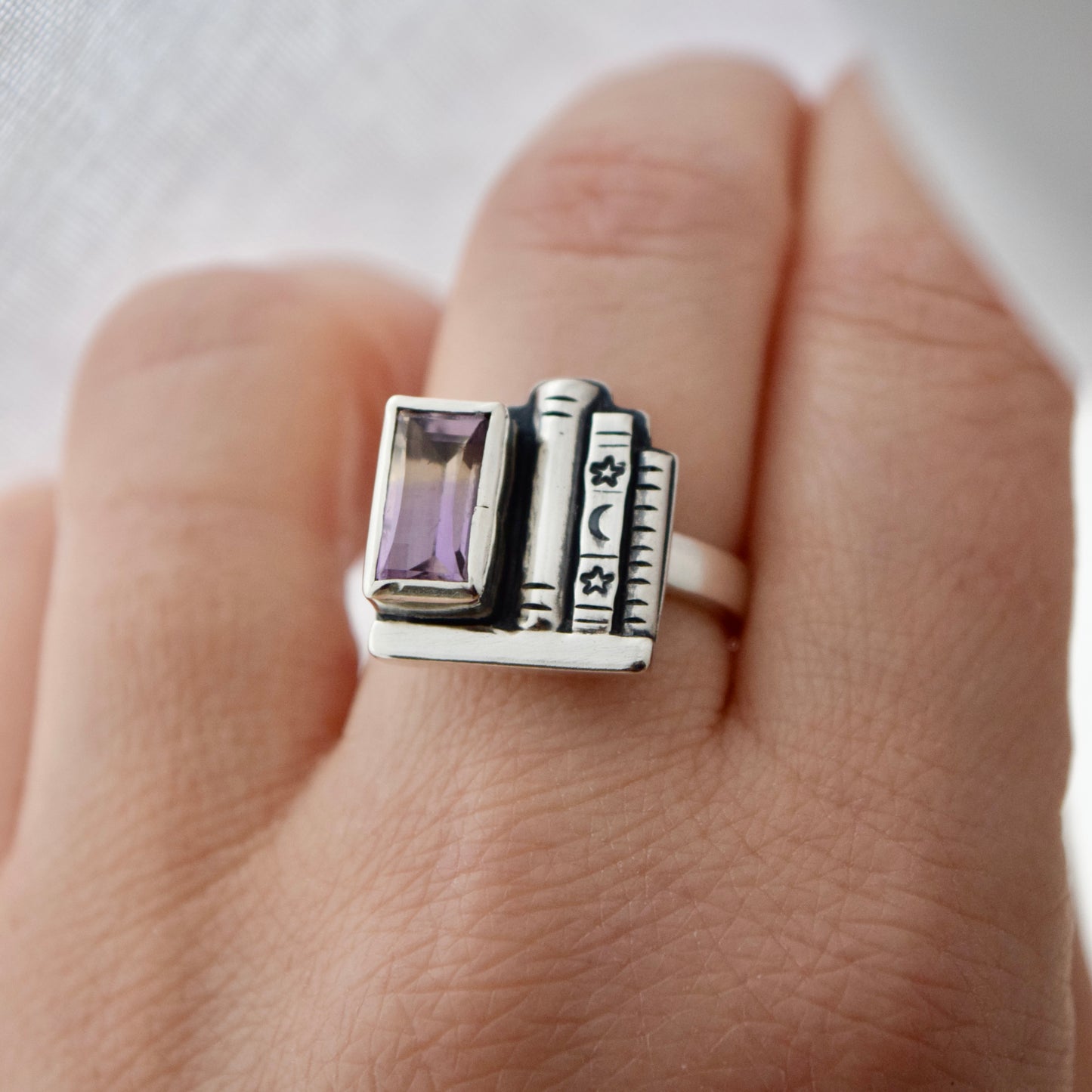 Bookshelf Ring with Ametrine Size 7.5