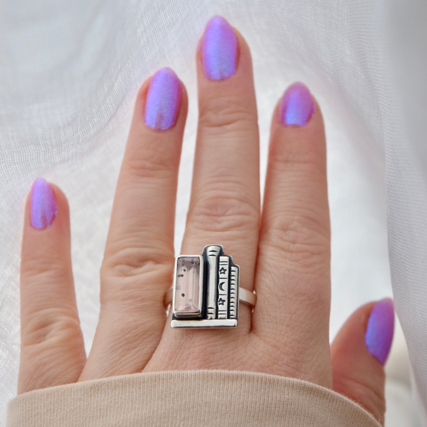 Bookshelf Ring with Diopside Rose Quartz Size 9.25