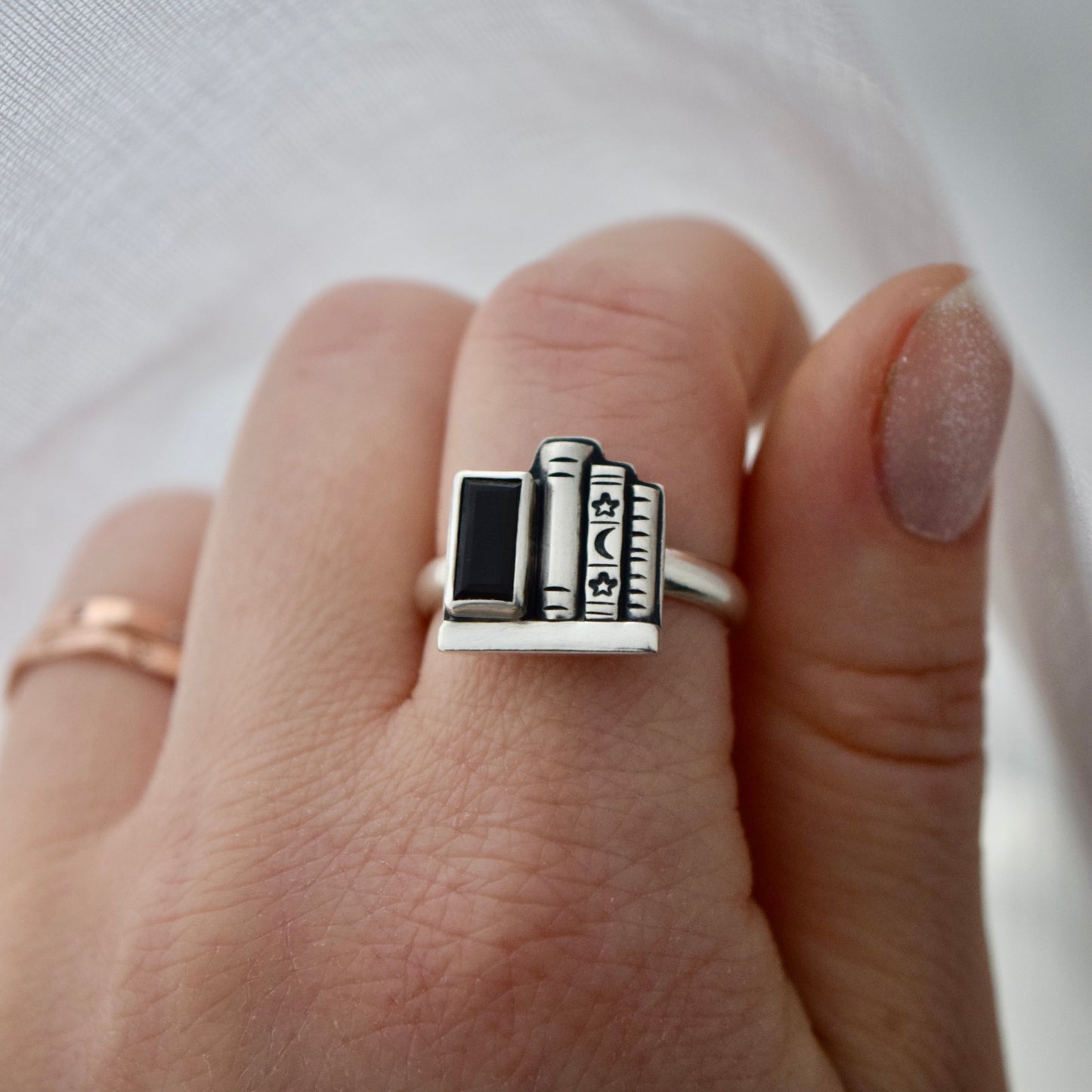 Bookshelf Ring with Faceted Black Onyx Size 7.75