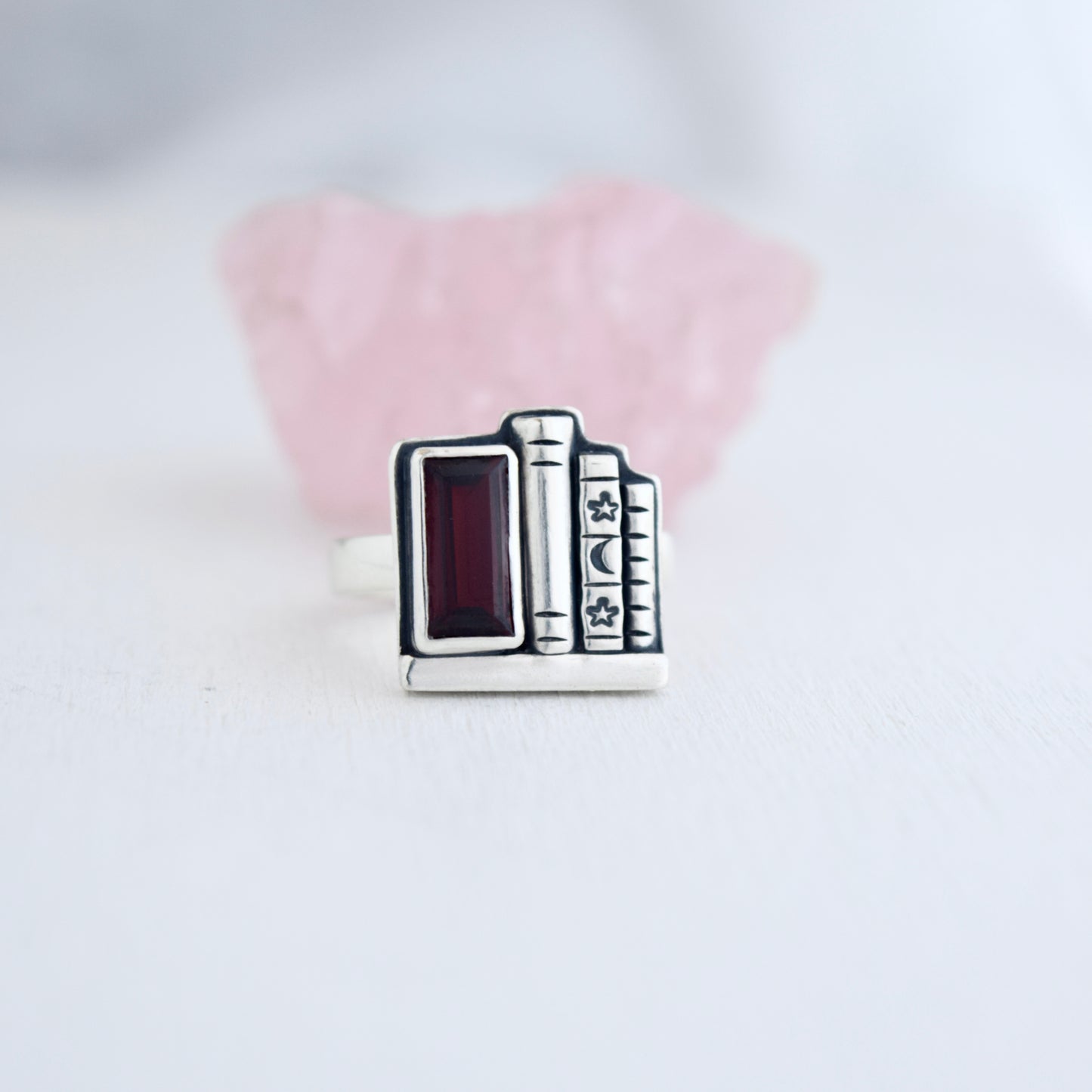 Bookshelf Ring with Garnet Size 5.5