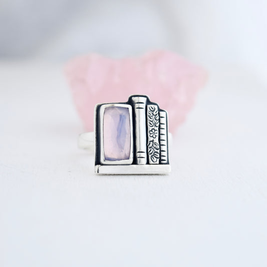 Bookshelf Ring with Faceted Lavender Quartz Size 8