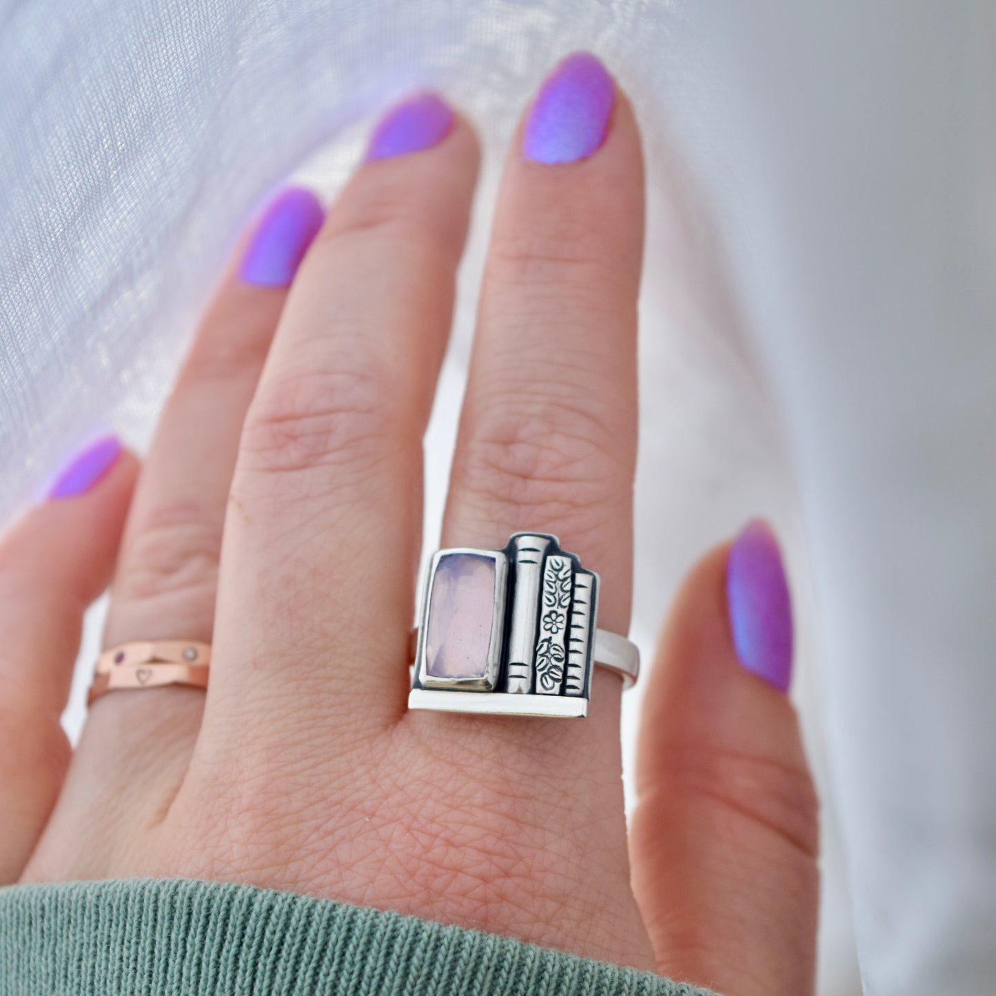 Bookshelf Ring with Faceted Lavender Quartz Size 8