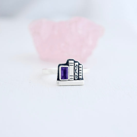 Mini Bookshelf Ring with Amethyst Size 7.5