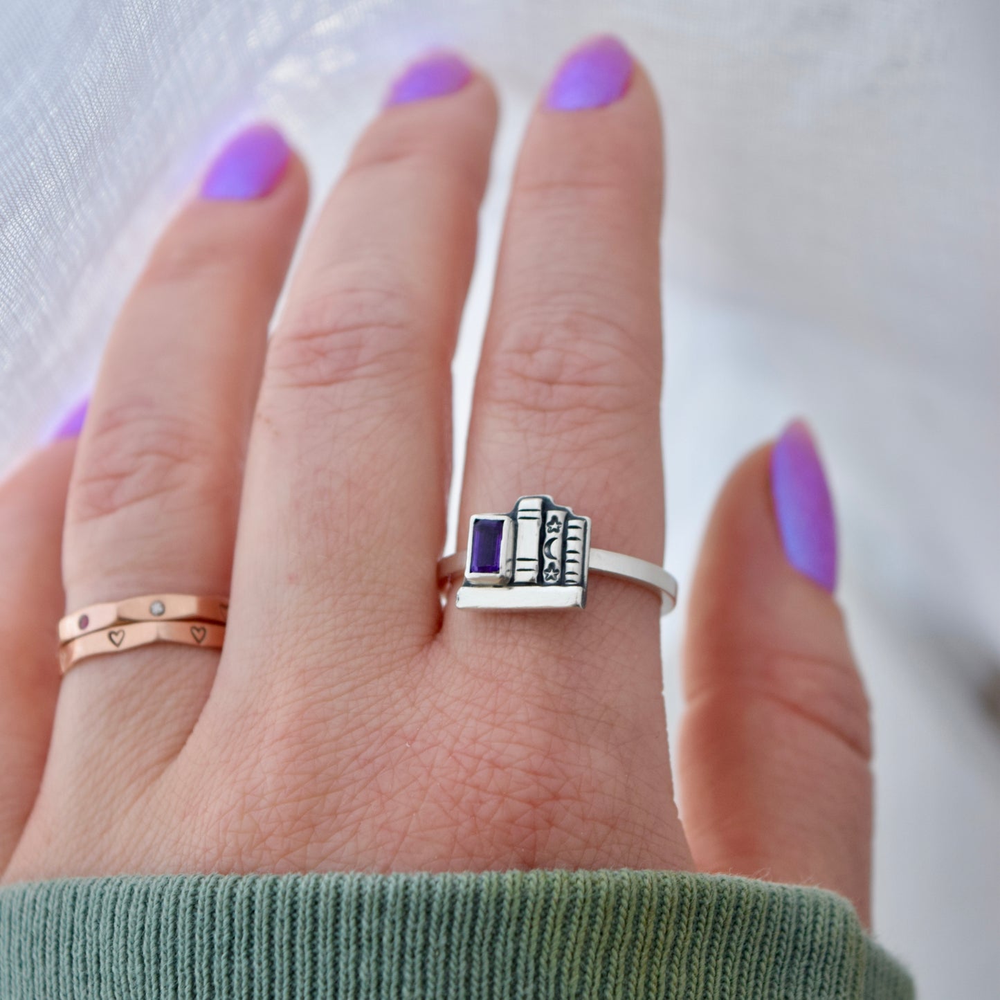 Mini Bookshelf Ring with Amethyst Size 9