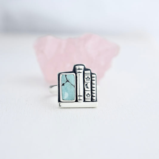 Bookshelf Ring with Turquoise Size 6.5