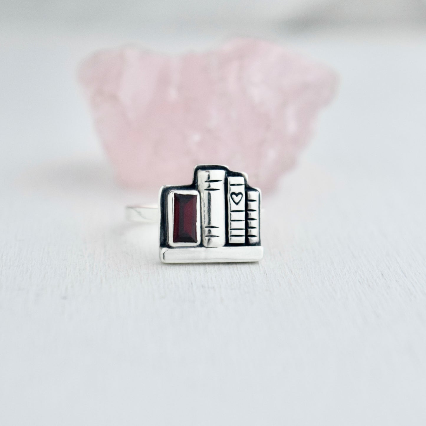 Mini Bookshelf Ring with Garnet Size 5