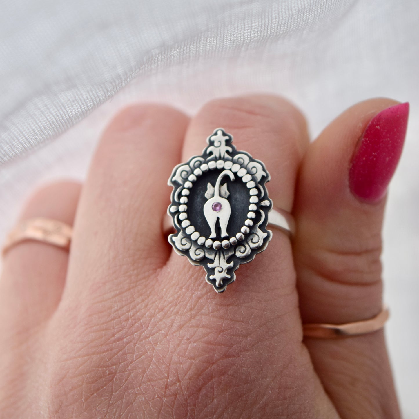 Cat Butthole Cameow Ring with Pink Sapphire Size 8.5