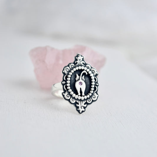 Cat Butthole Cameow Ring with Pink Sapphire Size 6