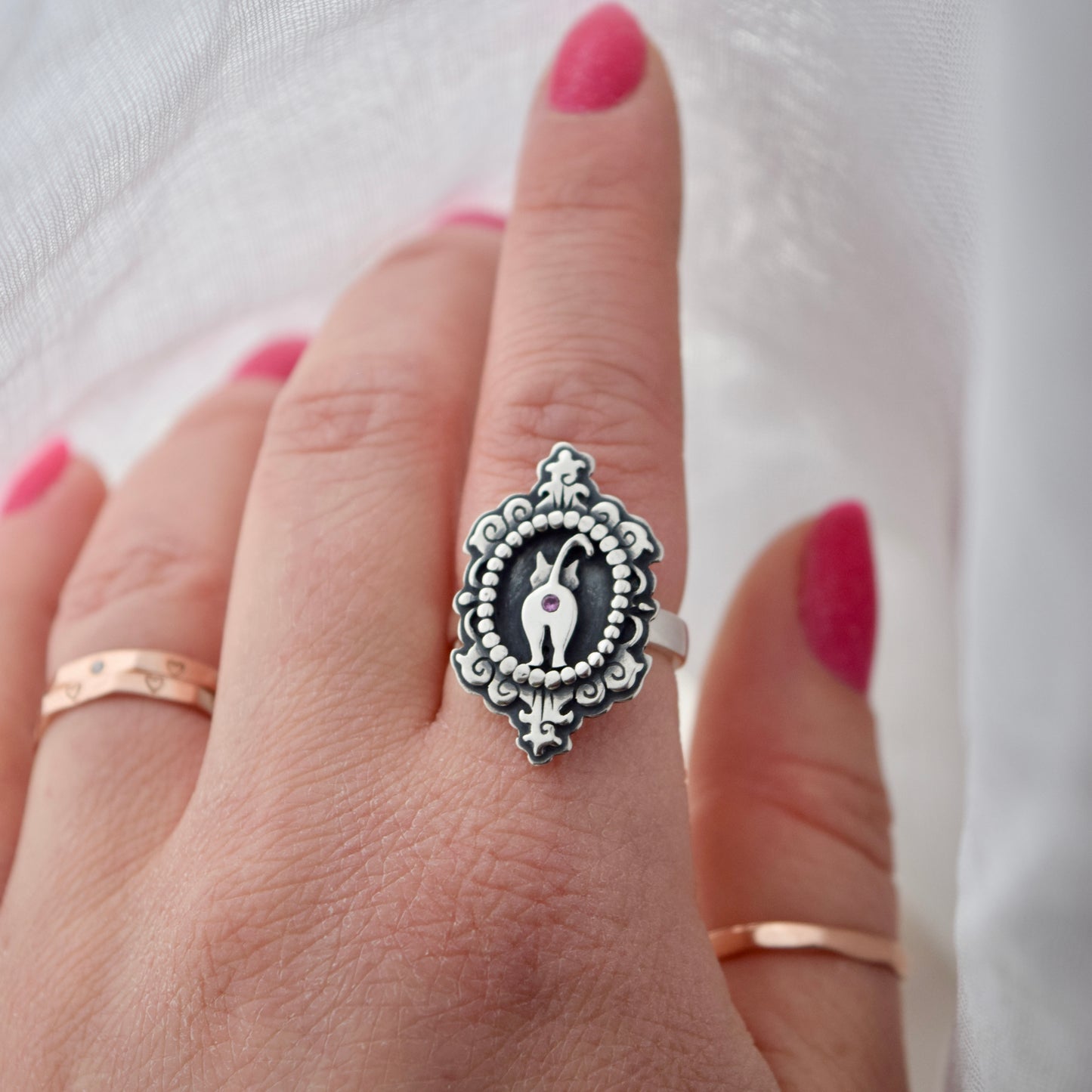 Cat Butthole Cameow Ring with Pink Sapphire Size 6