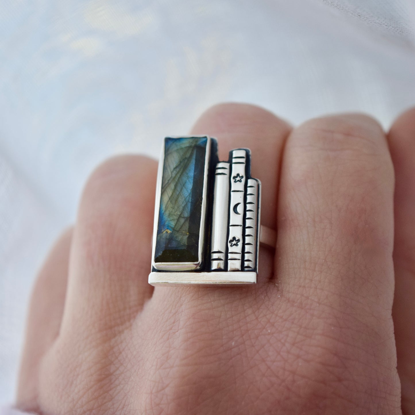 Bookshelf Ring with Kintsugi Repaired Labradorite Size 9.25