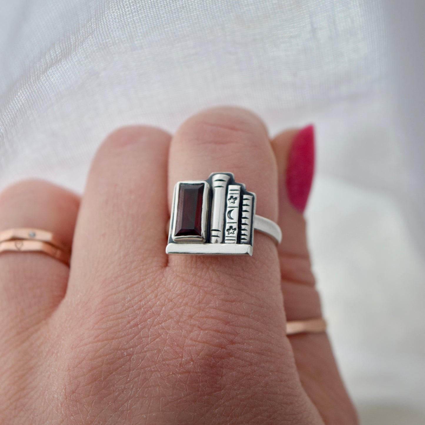 Bookshelf Ring with Garnet Size 7.75