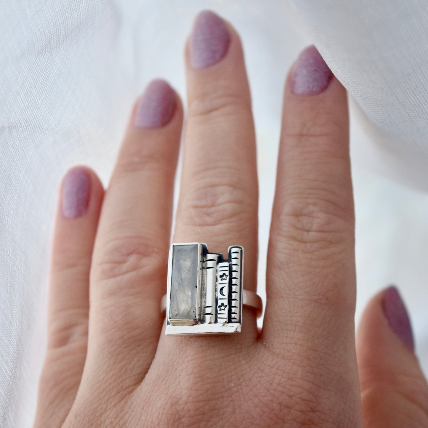 Bookshelf Ring with Kintsugi Repaired Rainbow Moonstone Size 7